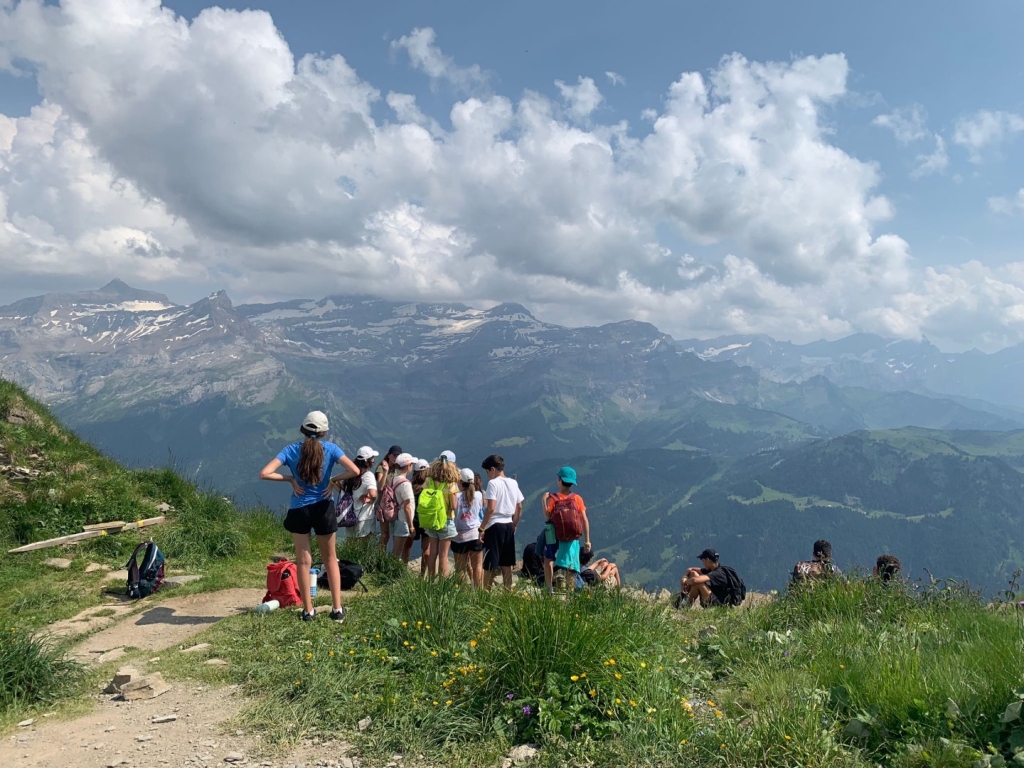 Village Camps International Summer Camp Leysin, Switzerland 2025-08-09 https://www.villagecamps.com/journals_admin/images/2598-0934-hut hike 3.jpg